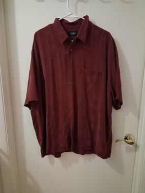 Vintage Haggar Mens XL 46" Burgundy Silk Woven Floral Short Sleeve Button-Up